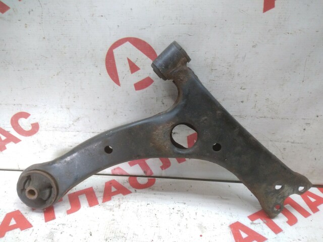 Рычаг TOYOTA Avensis 