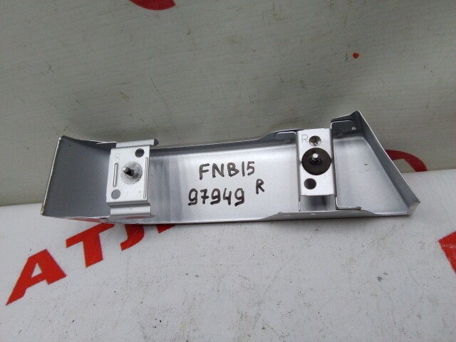 Планка под стоп NISSAN Sunny 