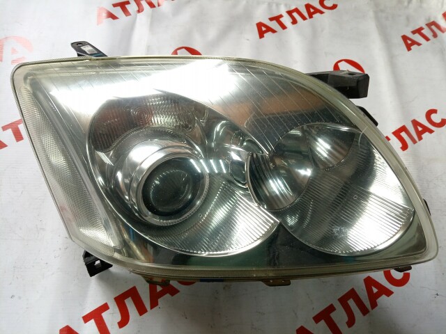 Фара TOYOTA Avensis 