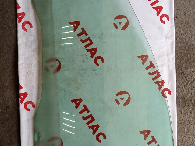 Стекло FORD Focus II 