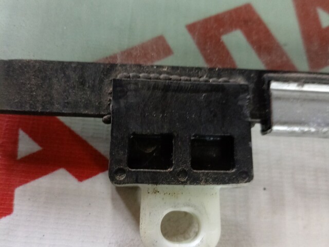 Стекло TOYOTA Vitz 