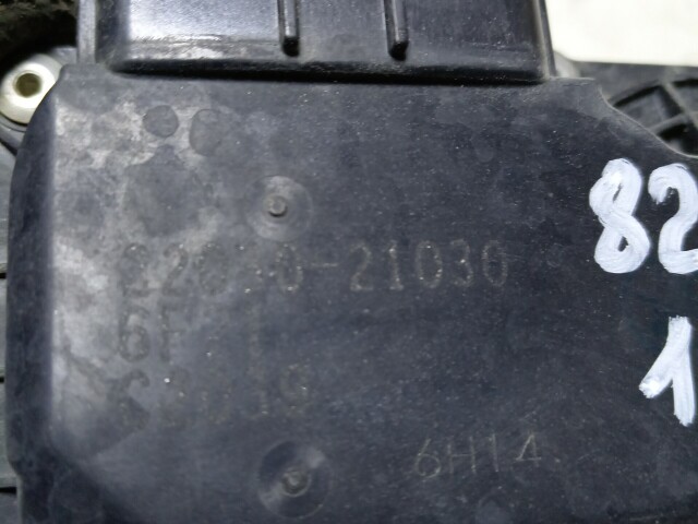 Дроссельная заслонка TOYOTA Corolla Runx 