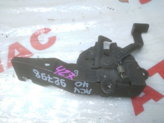 Замок капота TOYOTA Camry 