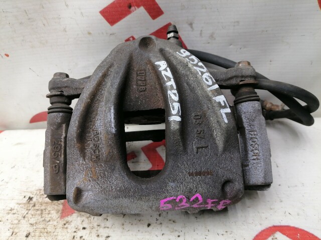 Суппорт TOYOTA Avensis 