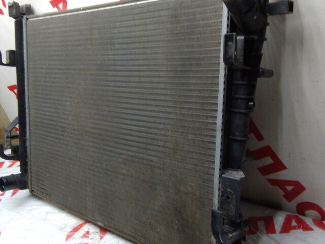 Радиатор охлаждения RENAULT Duster 