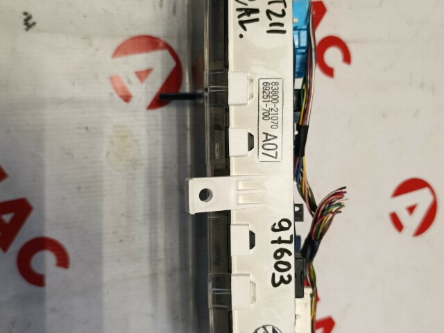 Щиток приборов TOYOTA Caldina 7A-FE