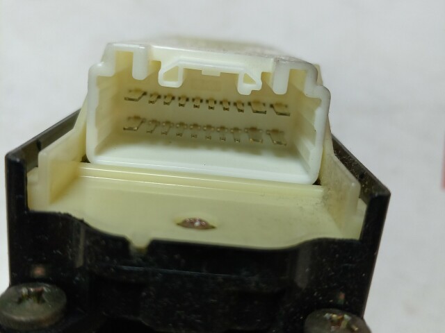 Блок управления стеклоподъемниками TOYOTA Premio 