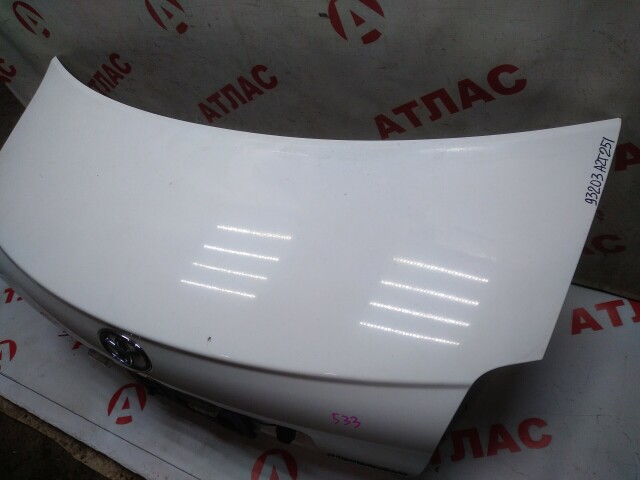 Крышка багажника TOYOTA Avensis 