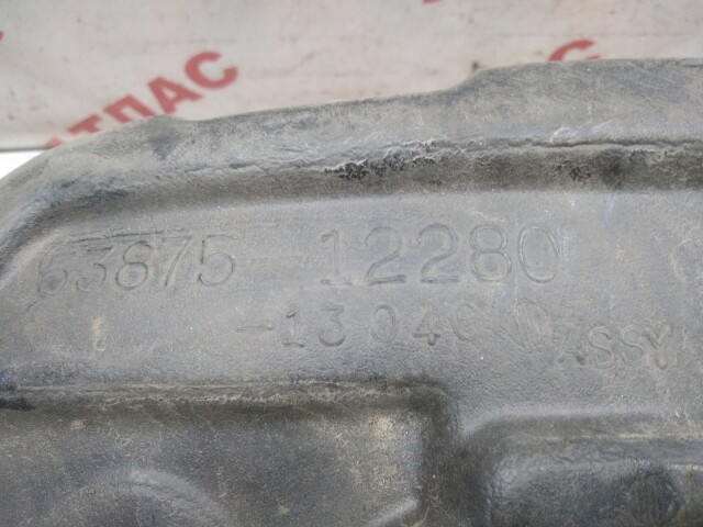 Подкрылок TOYOTA Corolla 