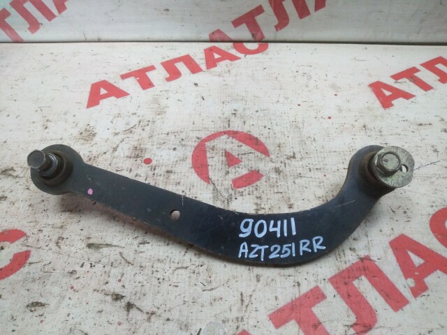 Рычаг TOYOTA Avensis 