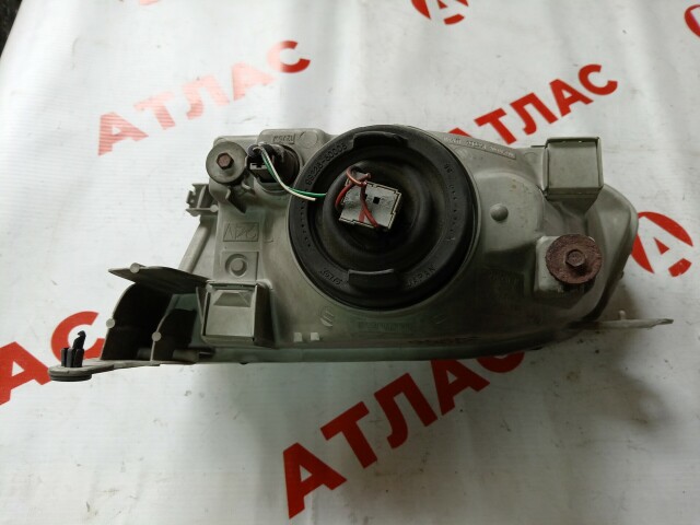 Фара TOYOTA Corolla 