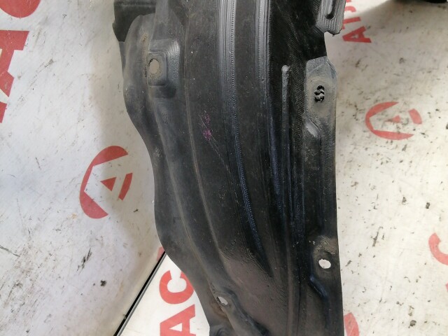 Подкрылок TOYOTA Platz 