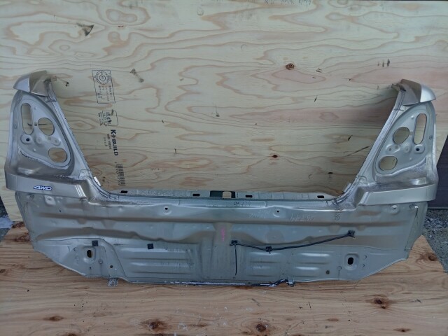 Задняя панель TOYOTA Platz 