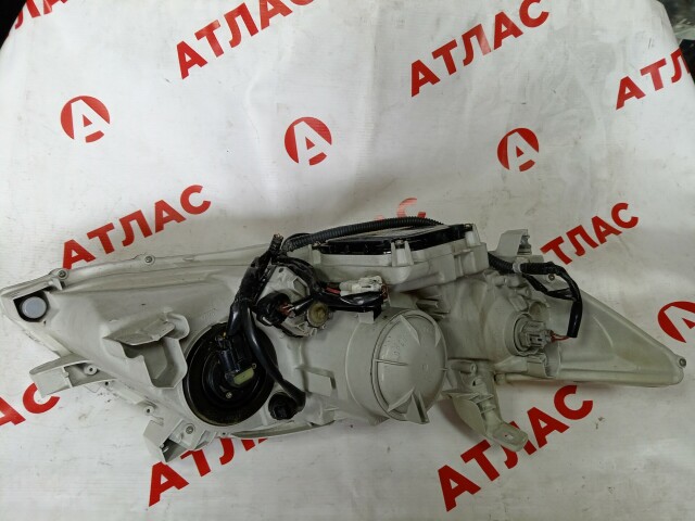 Фара TOYOTA Camry 