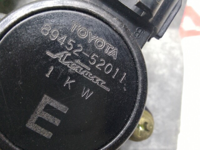 Дроссельная заслонка TOYOTA Vitz 1SZ-FE