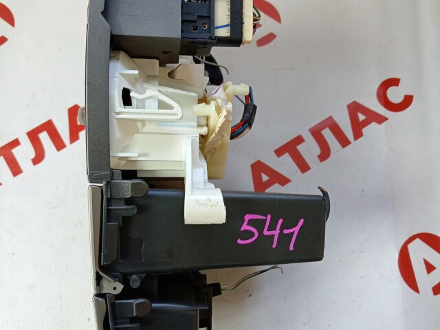 Блок управления печкой и кондиционером TOYOTA Corolla 