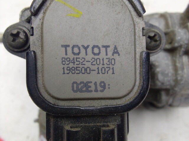 Дроссельная заслонка TOYOTA FunCargo 1NZ-FE