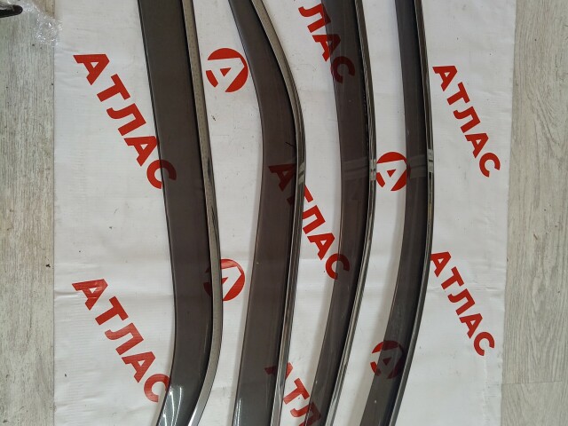 Ветровик TOYOTA Camry 