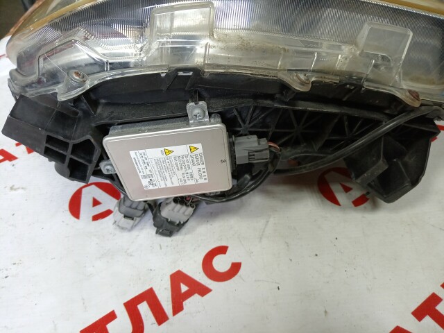 Фара MITSUBISHI RVR 