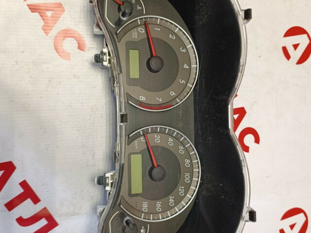 Щиток приборов TOYOTA Corolla Fielder 