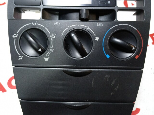 Блок управления печкой и кондиционером TOYOTA Corolla 