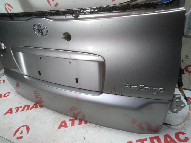Дверь багажника TOYOTA FunCargo 