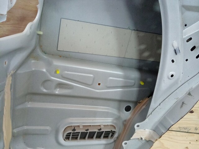 Крыло заднее TOYOTA Avensis 