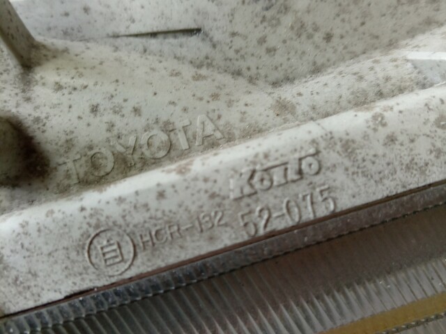 Фара TOYOTA Probox 