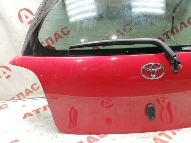 Дверь багажника TOYOTA Vitz 