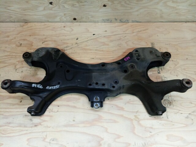 Балка поперечная TOYOTA Avensis 