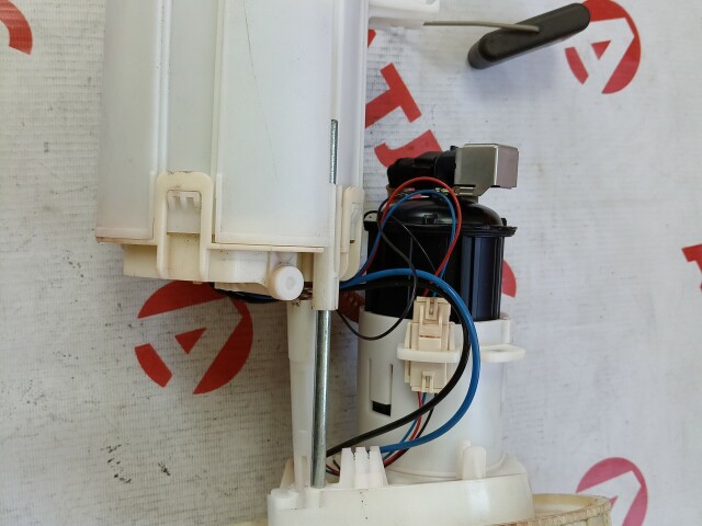 Бензонасос AUDI A4 