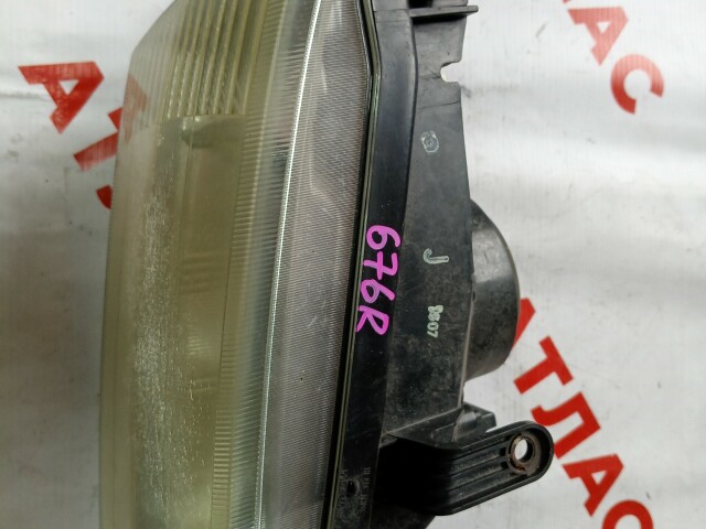 Фара NISSAN Sunny 