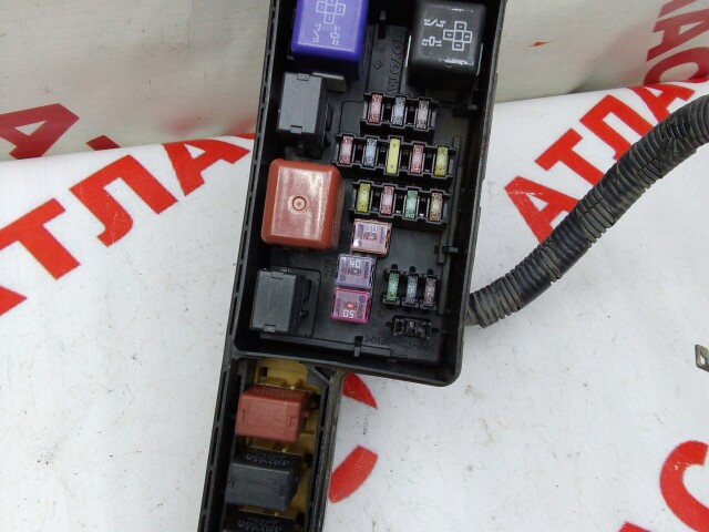 Блок предохранителей TOYOTA Corona Premio 3S-FSE