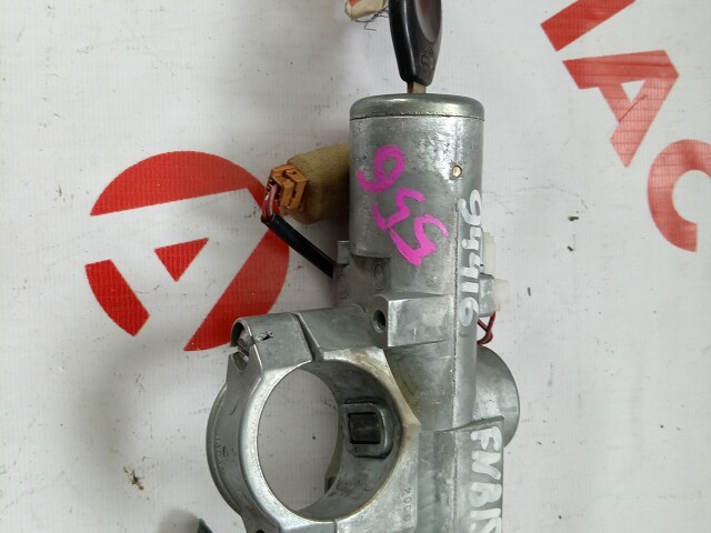 Замок зажигания NISSAN Sunny 