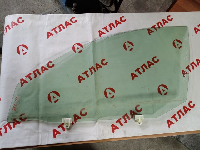 Стекло NISSAN Primera 