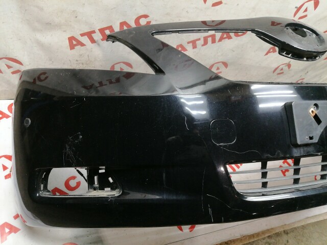 Бампер передний TOYOTA Camry 