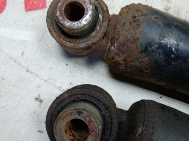 Амортизатор NISSAN Dualis 