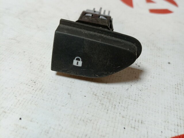 Кнопка RENAULT Duster 