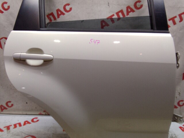 Дверь TOYOTA Ist 