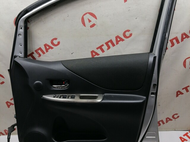 Дверь TOYOTA Ractis 