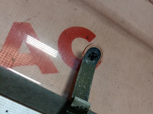 Ветровик NISSAN X-Trail 