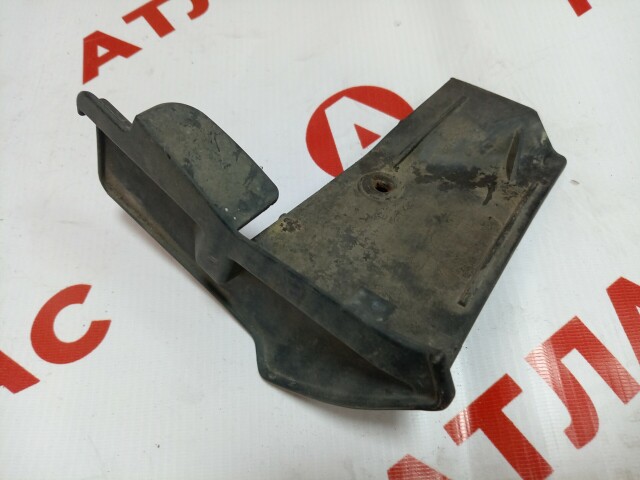 Брызговик TOYOTA Vitz 