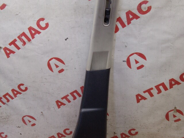 Обшивка стойки кузова RENAULT Sandero Stepway 