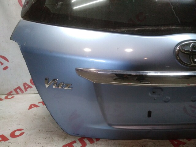 Дверь багажника TOYOTA Vitz 