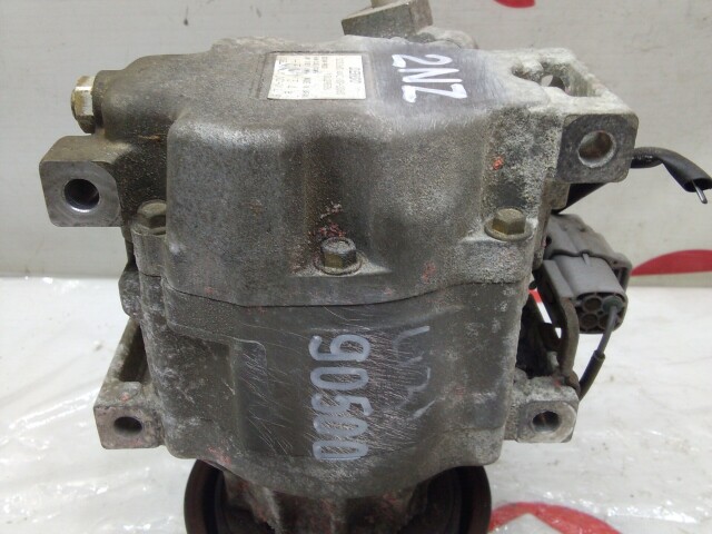 Компрессор кондиционера TOYOTA FunCargo 2NZ-FE