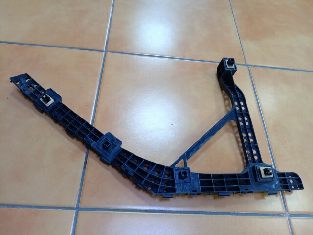 Крепление бампера HONDA Insight 