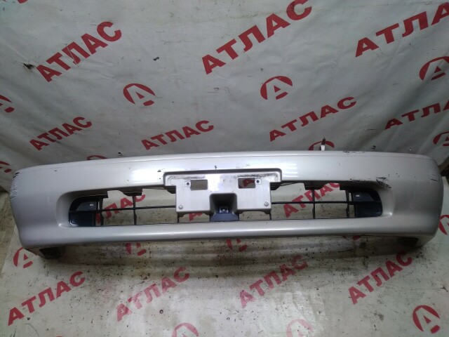 Бампер передний TOYOTA Sprinter 