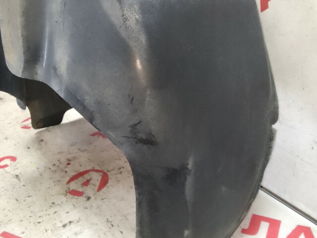 Подкрылок FORD Focus II 