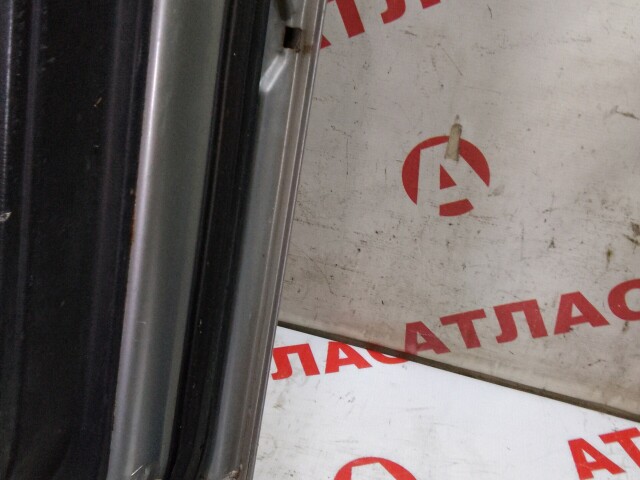 Дверь NISSAN Wingroad 