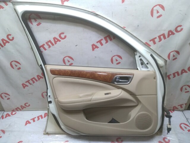 Дверь NISSAN Bluebird Sylphy 